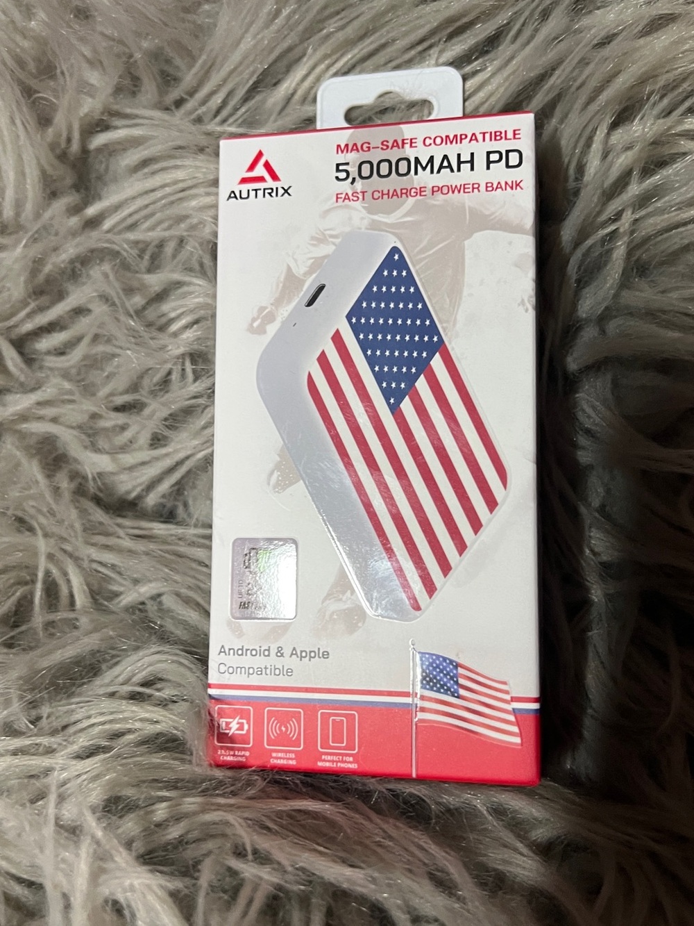 Autrix 5,000mAh Mag-Safe Compatible Power Bank in White with American Flag